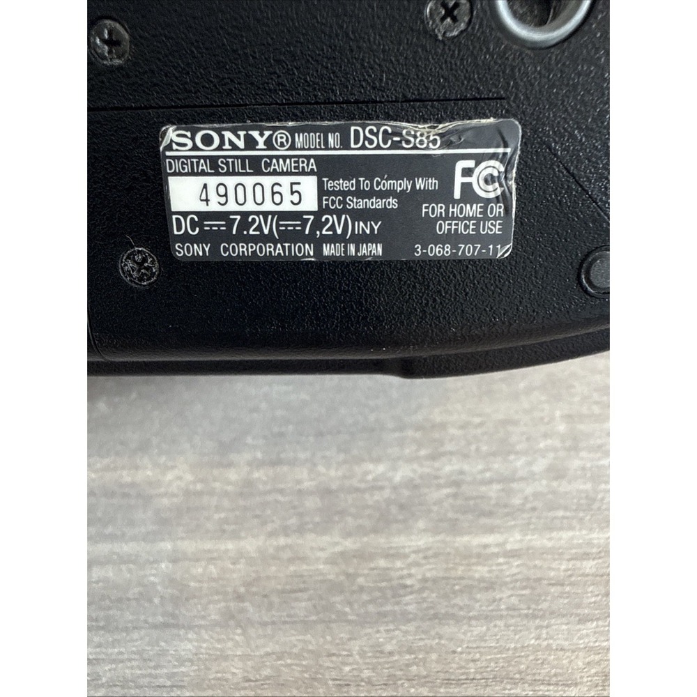 Sony Cyber-shot DSC-S85 Digital Camera 4.1MP Black Tested Works Needs Battery - Picture 5 of 9